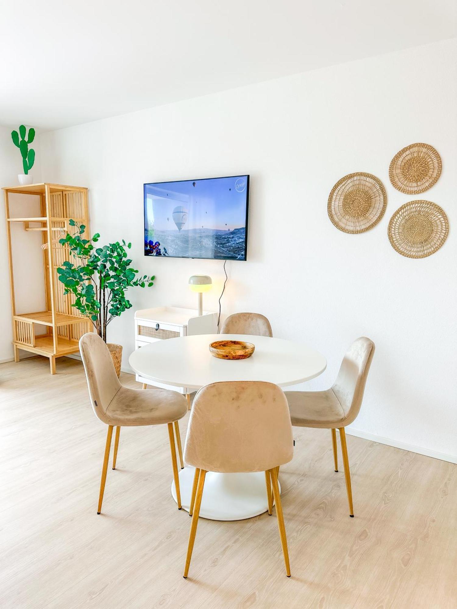 Thesunset Club - Studio II - Kueche - Balkon - Parken Memmingen Bagian luar foto