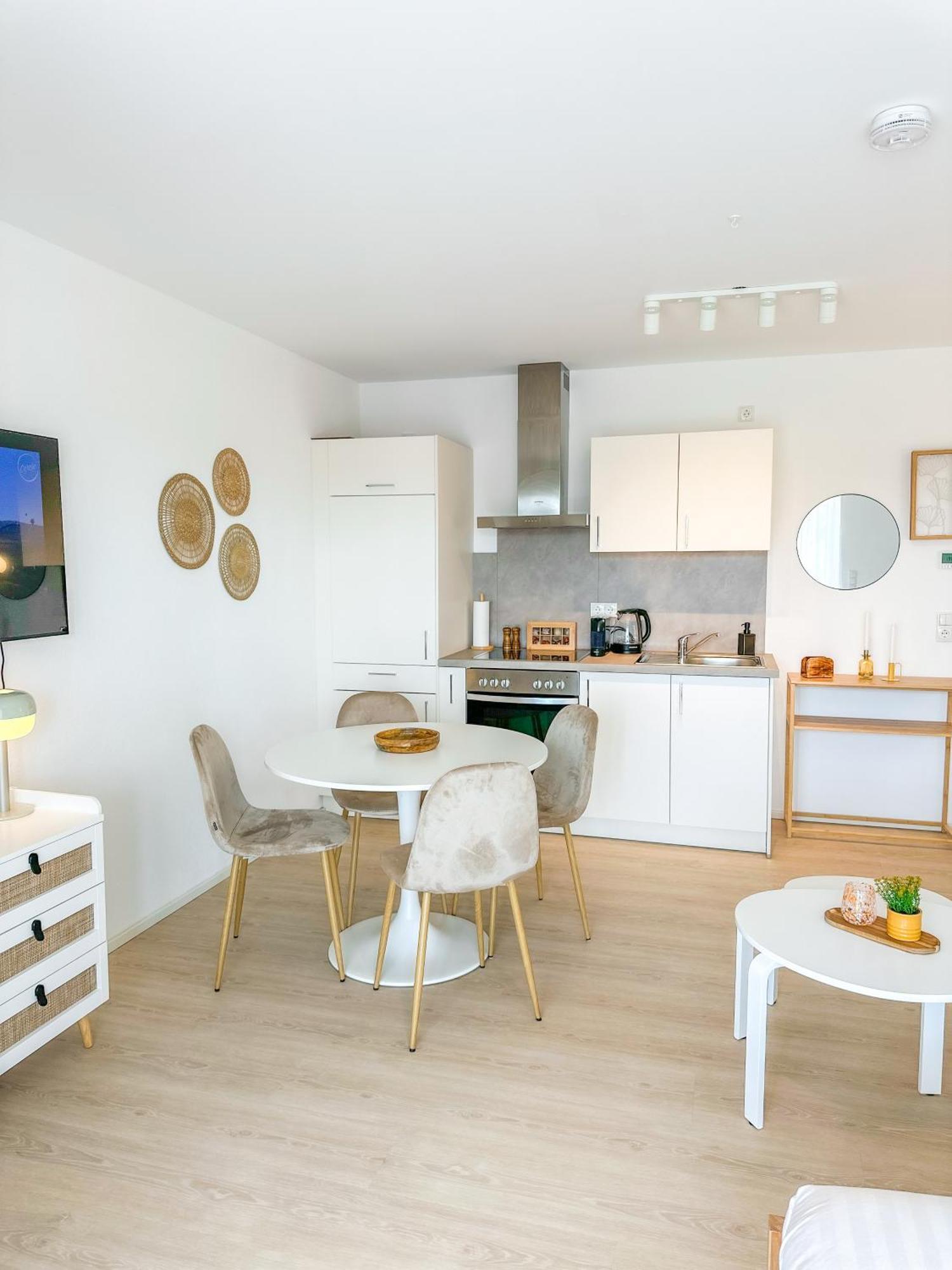 Thesunset Club - Studio II - Kueche - Balkon - Parken Memmingen Bagian luar foto